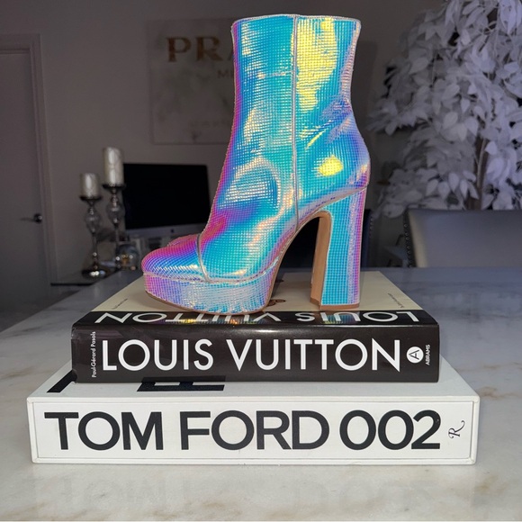 New Alexandre Birman Loreta Holographic Leather Platform Bootie Boot Womens 37 - Picture 6 of 12